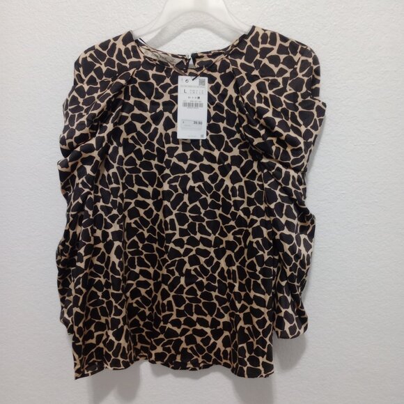 NWT Zara Women's Giraffe Print Ruffle Sleeve Blouse size Large - Picture 4 of 12